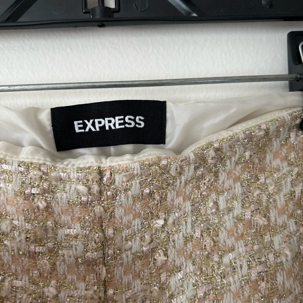 Express shorts size 8